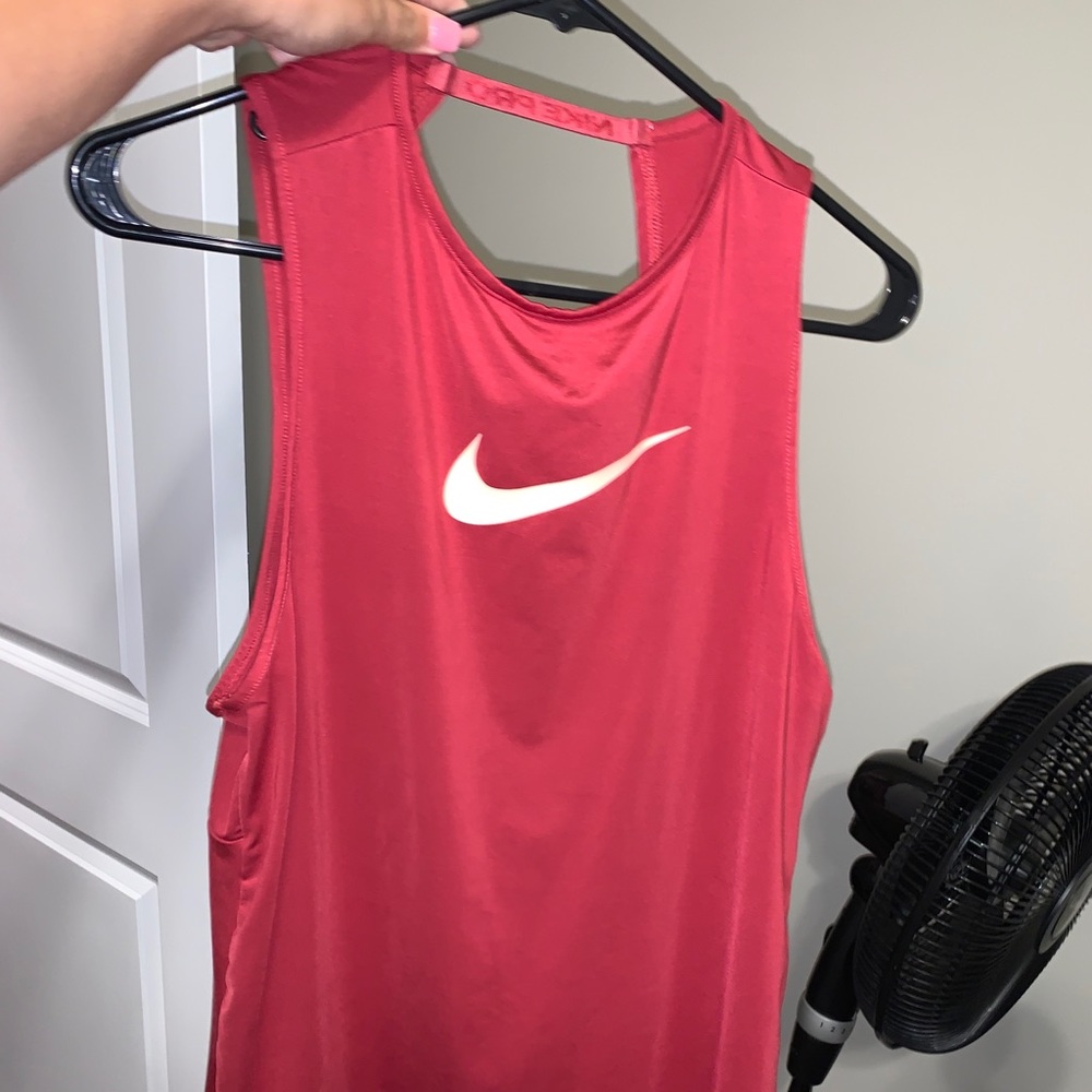Sports tank